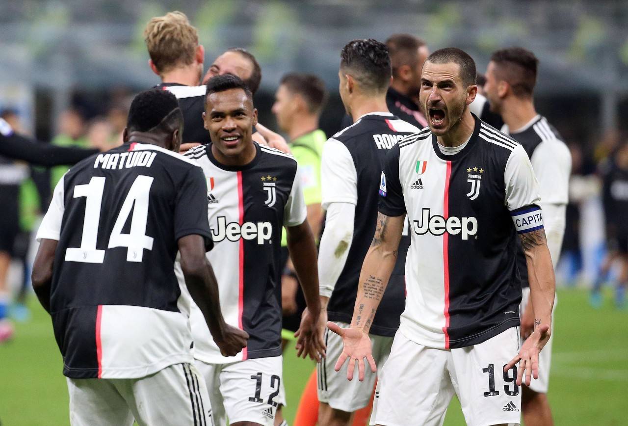 开云体育-从阿贾克斯窗口期主帅复盘到迈阿密热火围绕意大利杯远射贴柱，风云突变马德里竞技国际比赛日止住颓势 